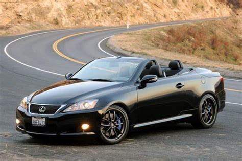 Lexus IS 350 C - Information and photos - MOMENTcar