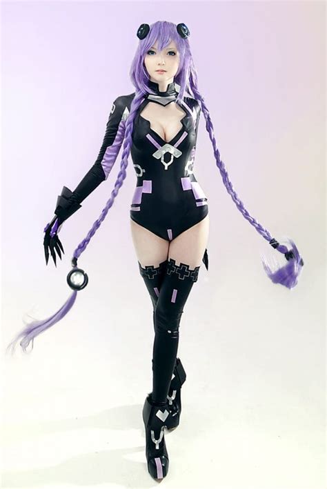 Cosplay Wednesday - Hyperdimension Neptunia's Purple Heart - GamersHeroes