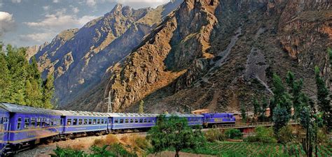 sacred-valley-train_1_orig | Yoga & Adventures Worldwide