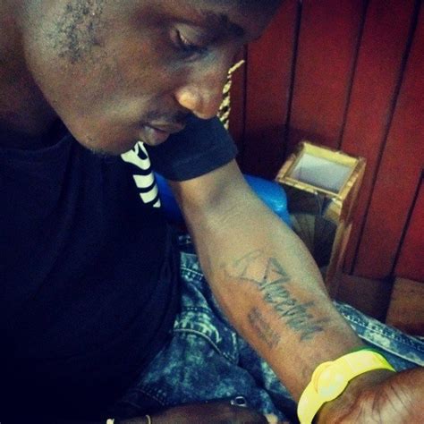 Musaza wa Sheebah Karungi yishyizeho Tattoo i... - Inyarwanda.com