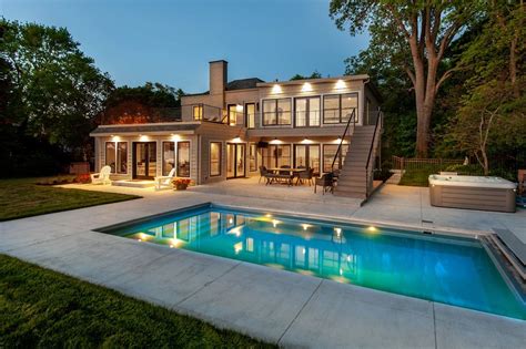 14 Uber-Luxurious Mansions in Michigan for Rent - Domaine Daily