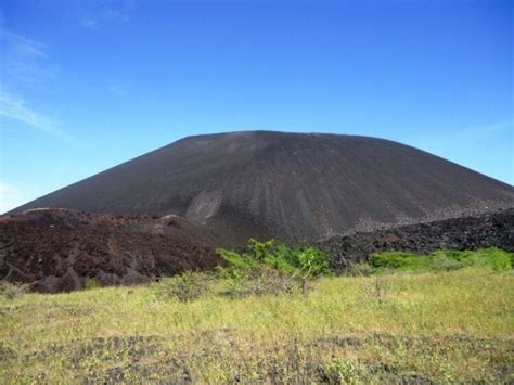 Volcano Boarding on Cerro Negro — sightDOING