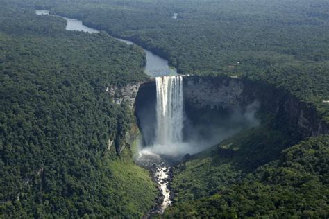 Kaieteur Falls – Things Guyana