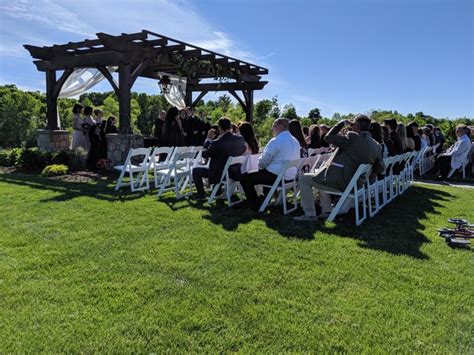 Owera Vineyards Wedding for Marisa & Brandon – Envision Entertainment ...