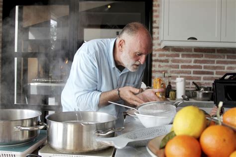 José Andrés and daughters celebrate Spain’s cuisine in new series - Chicago Sun-Times