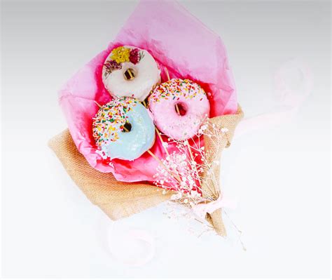 Now you can send bouquets of donuts instead of flowers / Boing Boing