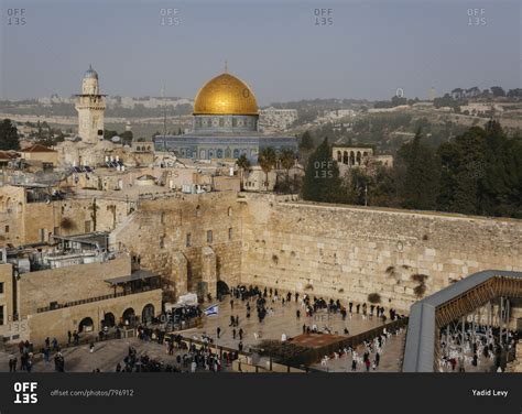 View over the wailing wall/western wall and the Dome of the Rock mosque in the old city ...