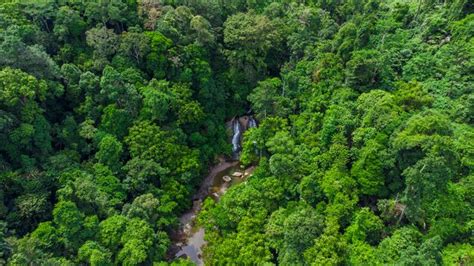 Premium Photo | Suhom Waterfall Aceh Besar District Aceh Indonesia a very beautiful noncoastal ...