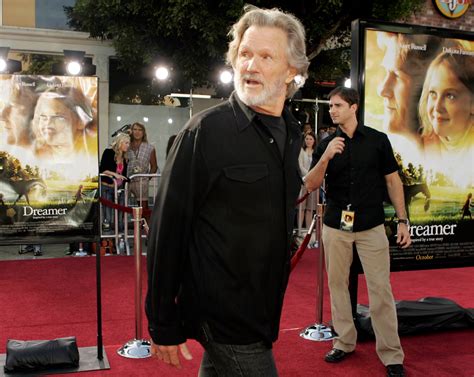 Kris Kristofferson Death: Country Music Legend And Blade Star Dies ...