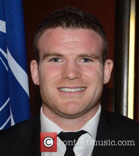 Leinster Rugby player Gordon D'Arcy - brings the Heineken Cup to The Exchequer | 4 Pictures ...