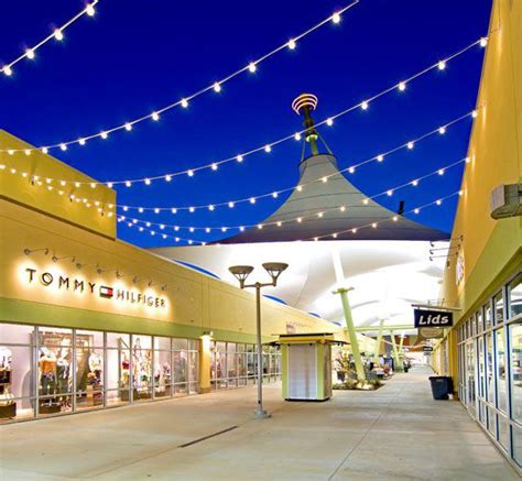 The Outlet Shoppes at Oklahoma City | Retail Customer Experience