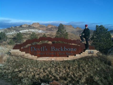 Hiking the Devil's Backbone - Kidologist.com