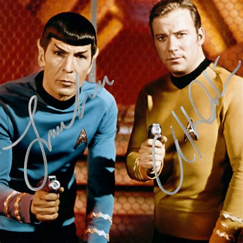 Star Trek Captain Kirk and Spock Phaser Photo Limited Signature Editio ...