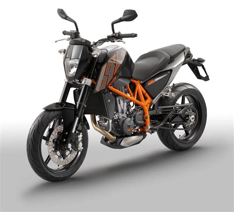 2012 KTM 690 Duke Review