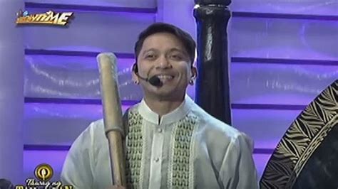 Jhong Hilario announces departure from It\'s Showtime