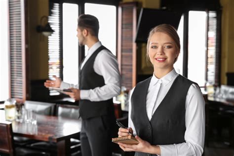 Restaurant Uniform Perks and Why Renting is Better