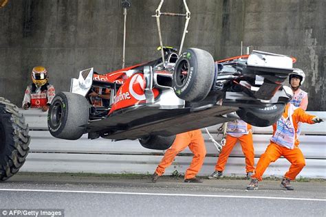 Lewis Hamilton admits guilt after crashing out of practice for Japanese Grand Prix | Daily Mail ...