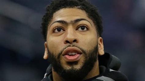 Brow down? Hundreds of thousands weigh in on whether Anthony Davis ...