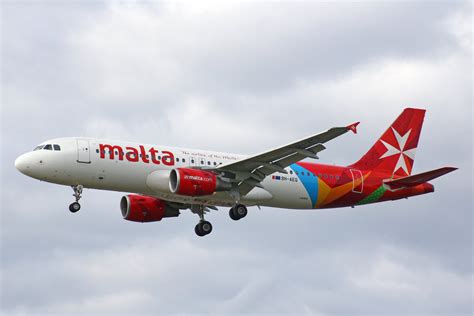 Air Malta, 9H-AEQ, Airbus A320-214, 01.Juli 2016, LHR London Heathrow, United Kingdom ...