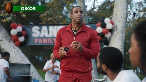 Deion Sanders stars with family in new Super Bowl ad | GMA