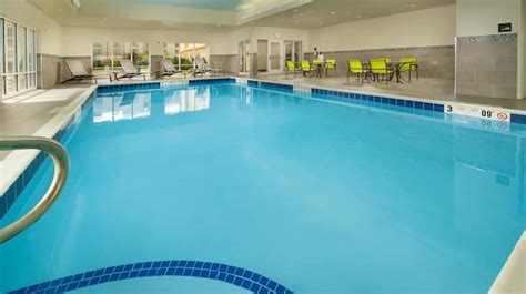 Hampton Inn & Suites Buffalo Airport Hotel