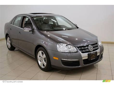 2008 Volkswagen Jetta - Information and photos - MOMENTcar