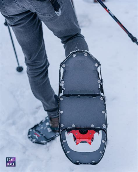 What Is Snowshoeing, How To Snowshoe [5 TIPS] + Gear List