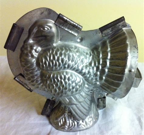 Dying for Chocolate: Vintage Turkey Chocolate Molds