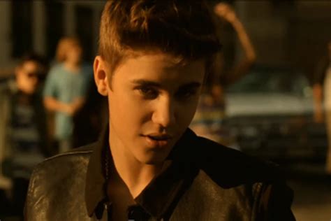 Justin Bieber FINALLY Releases ‘Boyfriend’ Music Video!