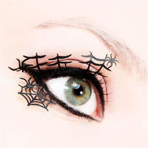 Spider lash accents - so good for Halloween or for some goth glam! | Spider lashes, Lashes ...