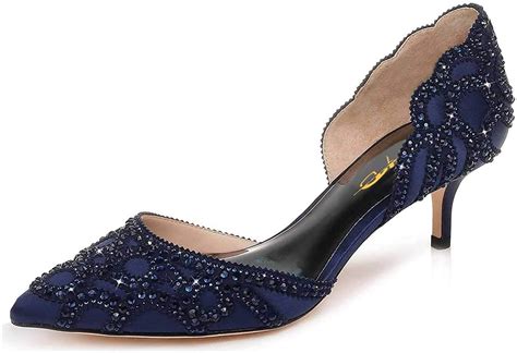 The Perfect Pair: Navy Pumps For Weddings | The FSHN