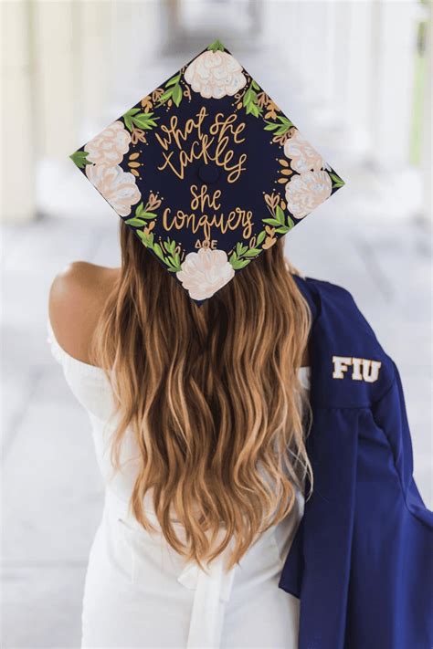 Insanely cute 64 Graduation Cap Ideas you'll want to steal immediately - With Houna