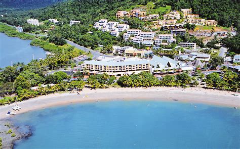 Airlie Beach Hotel - Picture Tour in 2021 | Airlie beach, Beach hotels ...