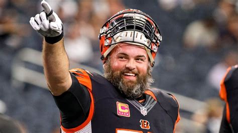 Los Angeles Rams to add longtime Cincinnati Bengals OT Andrew Whitworth - ESPN