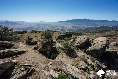 Hiking Black Mountain In Tehachapi - Trail to Peak