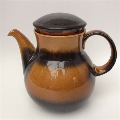 Vintage teapot tea pot mid century Irish pottery Celtic Ennis | Etsy | Tea pots vintage, Irish ...