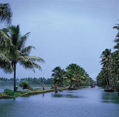 Kerala Honeymoon Package – Explore World India