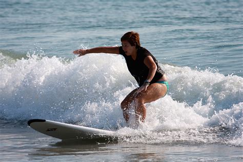 Surfing Lessons Outer Banks NC | Kitty Hawk Surf Co.