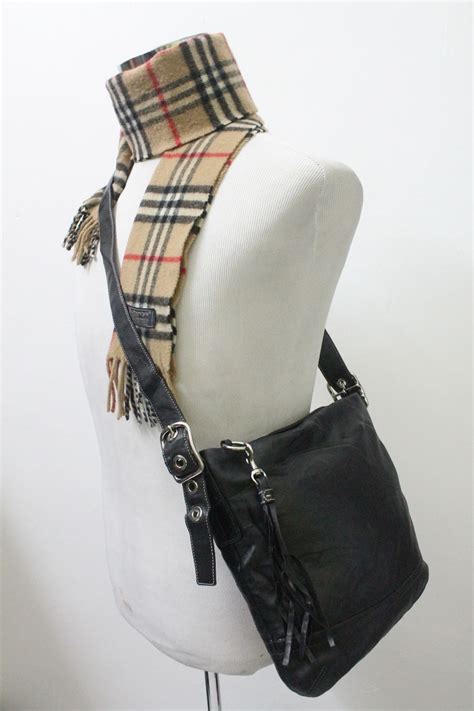 BUNDLEBARANGBAEK: Authentic COACH Leather Crossbody bag.