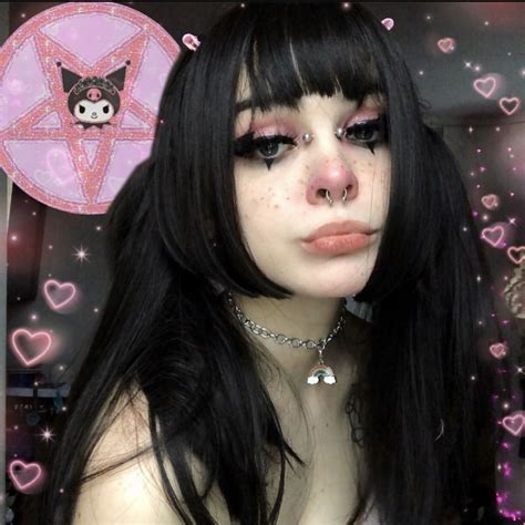 @𝖆𝖑𝖑𝖈𝖚𝖙𝖊𝖌𝖎𝖗𝖑𝖘𝖍𝖊𝖗𝖊 | Punk makeup, Alternative makeup, Cute makeup looks