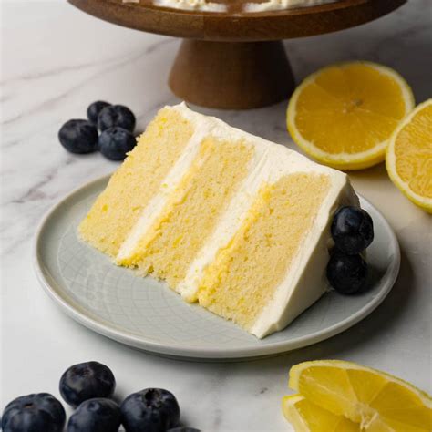 Lemon curd cake - Sugar Pursuit