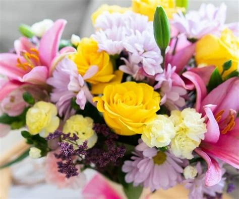 14 Best New Jersey Flower Delivery Services (Tested & Reviewed)