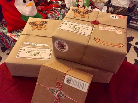 Owl Post Wrapping Paper from Harry Potter - Festive Christmas Gift Idea