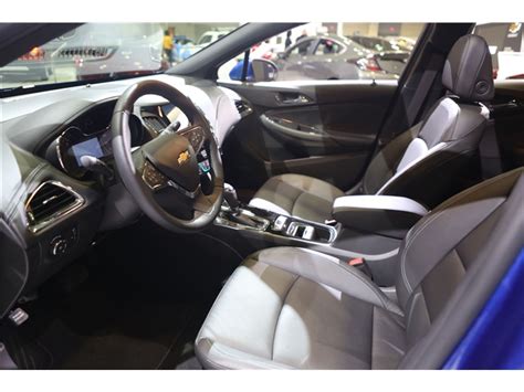 2016 Chevrolet Cruze: 64 Interior Photos | U.S. News