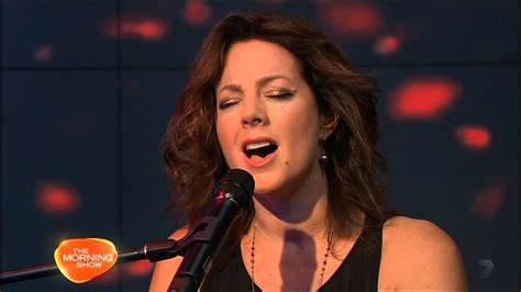 Sarah McLachlan - Angel (live on The Morning Show) Feb 2015 - YouTube