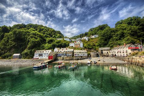 Small Towns & Villages in Devon, UK with Unique Atmosphere and ...