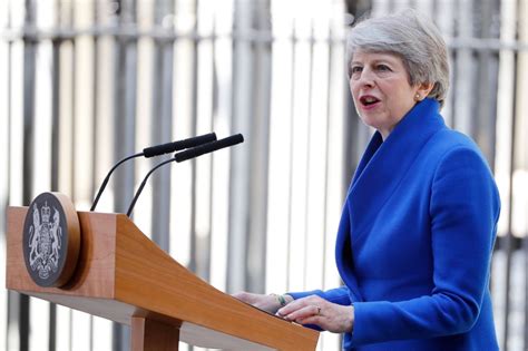 Theresa May's speech includes message to girls as she resigns as Prime Minister | Metro News