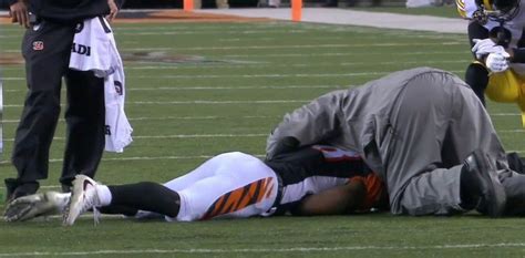 Is Joe Mixon Sick? Illness And Health Update