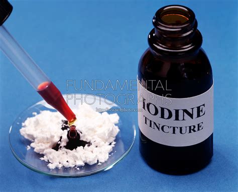 science chemistry oxidation reaction starch iodine | Fundamental Photographs - The Art of Science