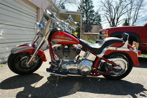 2005 Harley-Davidson® FLSTFSE Screamin' Eagle® Fat Boy® (Electric Cherry & Black), Peoria ...